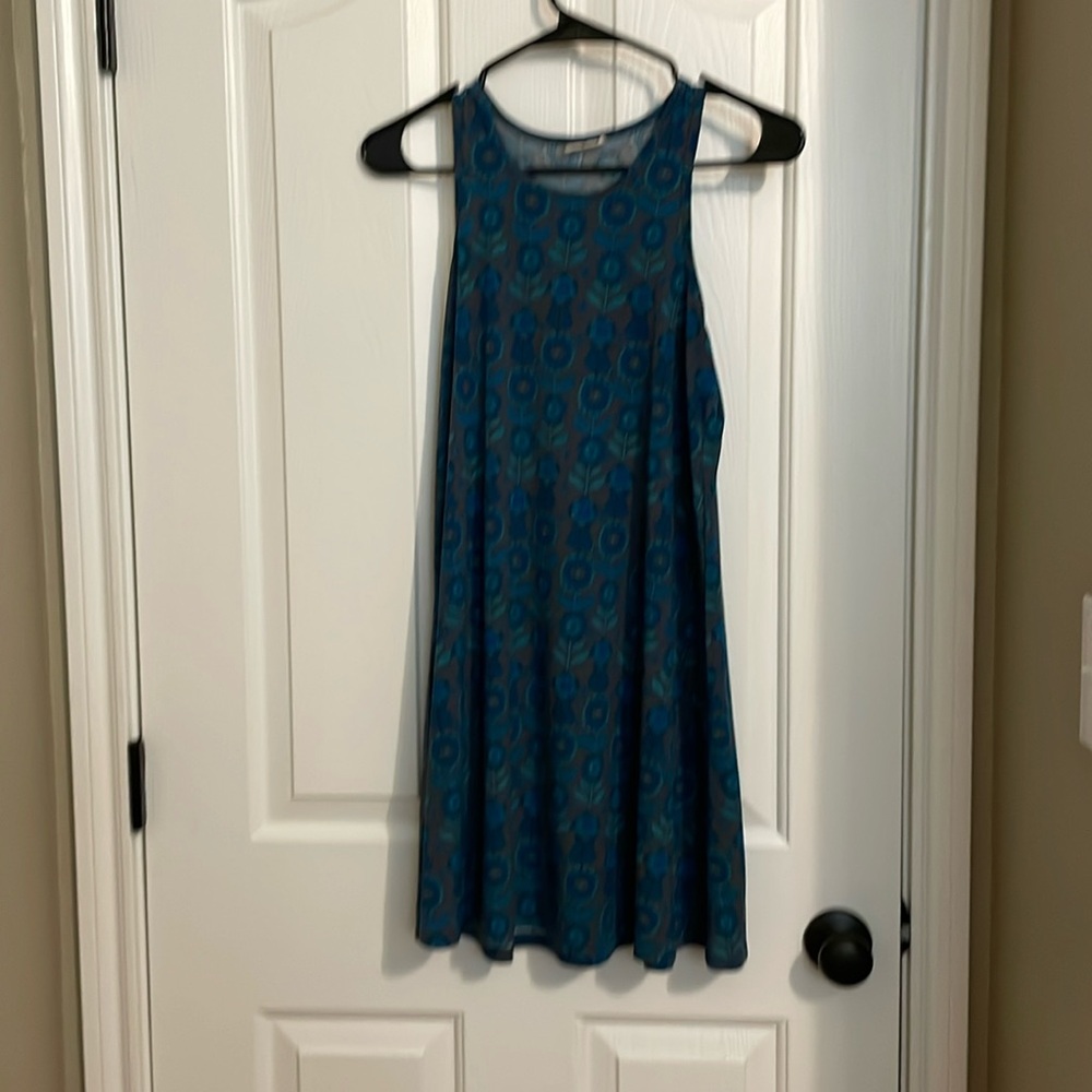 Casual sleeveless dress